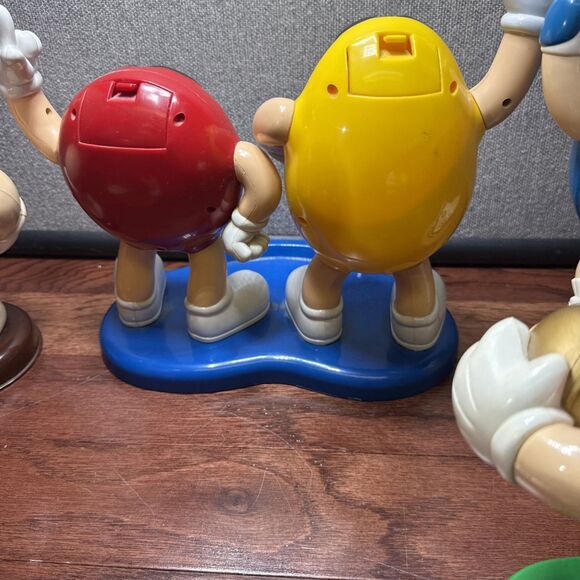 Lot Of 5 Vintage 90’s M&M Candy Dispensers-Baseball, Football, Basketball, Etc. - Picture 8 of 11